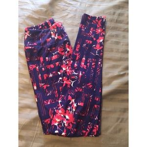 LulaRoe Leggings 🌸 One Size